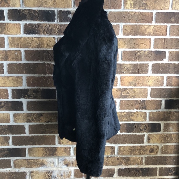 ARDEN B Black Genuine Rabbit Fur Coat - Picture 4 of 9